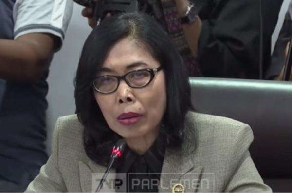 Sidang Etik Ahmad Sahroni Cs, MKD DPR Cecar Saksi soal Pembahasan Kenaikan Gaji Sidang Etik Ahmad Sahroni Cs, MKD DPR Cecar Saksi soal Pembahasan Kenaikan Gaji
