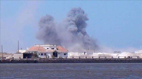 2 Ledakan Guncang Wilayah di Dekat Bandara Internasional Aden Yaman 2 Ledakan Guncang Wilayah di Dekat Bandara Internasional Aden Yaman