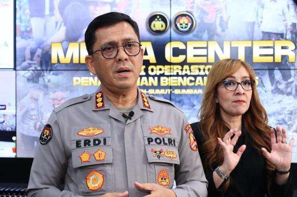 Polri Ungkap Data Korban Bencana Sumatra: 965 Tewas, Jutaan Warga Terdampak Polri Ungkap Data Korban Bencana Sumatra: 965 Tewas, Jutaan Warga Terdampak