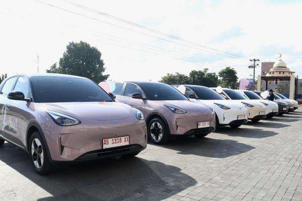 Geely Genjot Produksi EX2 hingga 2 Kali Lipat demi Pangkas Waktu Tunggu Geely Genjot Produksi EX2 hingga 2 Kali Lipat demi Pangkas Waktu Tunggu