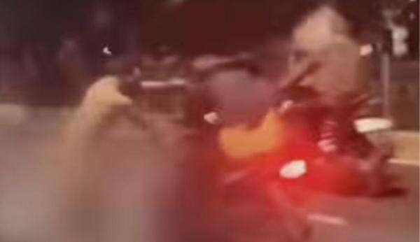 Polisi Amankan Pria Bugil yang Pukul Pengendara di Lenteng Agung, Ini Identitasnya Polisi Amankan Pria Bugil yang Pukul Pengendara di Lenteng Agung, Ini Identitasnya