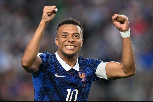Mbappe Ukir Rekor Baru di Piala Dunia 2026, Lewati Legenda Brasil dan Dekati Torehan Messi Mbappe Ukir Rekor Baru di Piala Dunia 2026, Lewati Legenda Brasil dan Dekati Torehan Messi