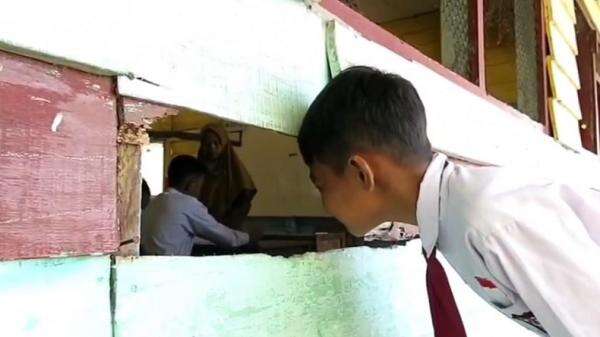 Prihatin! Tanpa Siswa Baru, SDN di Sidoarjo Hanya Miliki 12 Murid Prihatin! Tanpa Siswa Baru, SDN di Sidoarjo Hanya Miliki 12 Murid