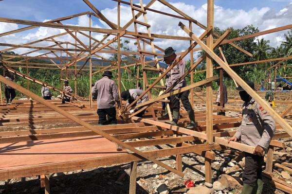 DPR Dorong Pemerintah Percepat Rehabilitasi Pascabencana Sumbar: Kejar Ketertinggalan DPR Dorong Pemerintah Percepat Rehabilitasi Pascabencana Sumbar: Kejar Ketertinggalan