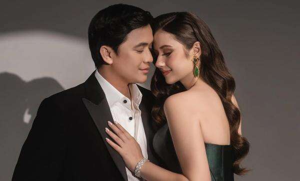 Dua Tahun Nikahi Vika Kolesnaya, Billy Syahputra Puji Sifat Istri: Enggak Pernah Nuntut! Dua Tahun Nikahi Vika Kolesnaya, Billy Syahputra Puji Sifat Istri: Enggak Pernah Nuntut!