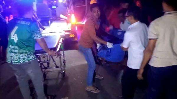 Kecelakaan di Jombang, Pemotor Tewas Tertabrak Muatan Mesin Padi yang Menonjol dari Truk Kecelakaan di Jombang, Pemotor Tewas Tertabrak Muatan Mesin Padi yang Menonjol dari Truk