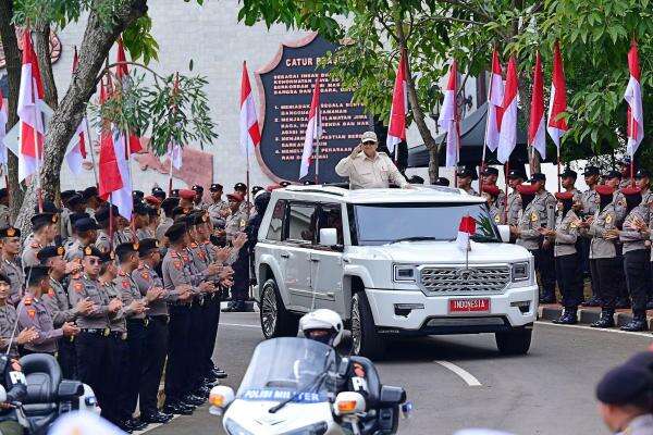 Dipimpin Prabowo, Polri Gelar Upacara Hari Bhayangkara Ke-80 Hari Ini Dipimpin Prabowo, Polri Gelar Upacara Hari Bhayangkara Ke-80 Hari Ini