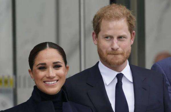 Kaget! Pangeran Harry dan Meghan Putuskan Tinggal di Inggris Lagi Kaget! Pangeran Harry dan Meghan Putuskan Tinggal di Inggris Lagi