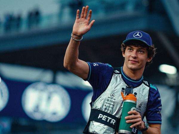 Kimi Antonelli Berpotensi Segel Gelar Juara Dunia F1 2026 di GP AS, Toto Wolff Minta Mercedes Tetap Waspada Kimi Antonelli Berpotensi Segel Gelar Juara Dunia F1 2026 di GP AS, Toto Wolff Minta Mercedes Tetap Waspada