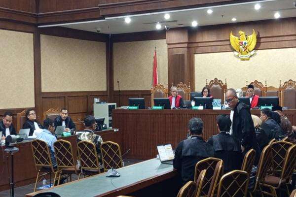 Mantan Stafsus Gus Yaqut Ungkap Ada Jemaah Haji Berangkat Tanpa Antrean di Riau Mantan Stafsus Gus Yaqut Ungkap Ada Jemaah Haji Berangkat Tanpa Antrean di Riau