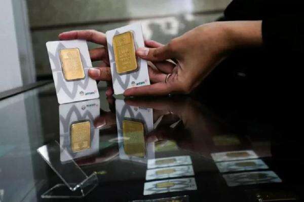 Harga Emas Antam Hari Ini Turun Rp30.000! Buyback Anjlok Harga Emas Antam Hari Ini Turun Rp30.000! Buyback Anjlok
