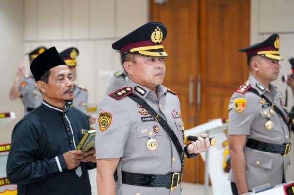 Sertijab! AKBP Rachmad C Yusuf Resmi Jabat Kapolres Kebumen, Gantikan AKBP I Putu Bagus Sertijab! AKBP Rachmad C Yusuf Resmi Jabat Kapolres Kebumen, Gantikan AKBP I Putu Bagus