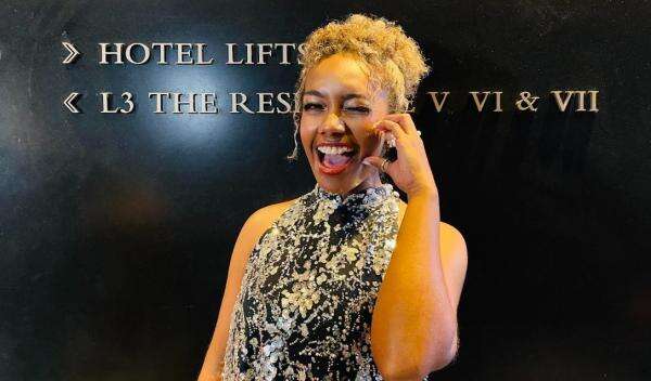 Raih Penghargaan Soulful Voice of the Year di HighEnd Gala, Niki Becker Siap Rilis Single Baru Raih Penghargaan Soulful Voice of the Year di HighEnd Gala, Niki Becker Siap Rilis Single Baru