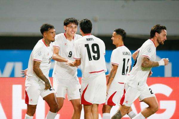 Pundit Vietnam Ketar-Ketir dengan Pemain Naturalisasi Timnas Indonesia, Sebut Fisiknya Bagus Pundit Vietnam Ketar-Ketir dengan Pemain Naturalisasi Timnas Indonesia, Sebut Fisiknya Bagus