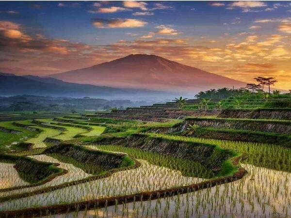 Negeri yang Diberkahi Menurut Al-Quran, Ini Syaratnya Negeri yang Diberkahi Menurut Al-Quran, Ini Syaratnya