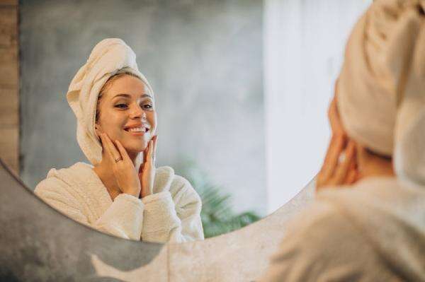 Mengenal Skin Cycling, Tren Skincare yang Sat Set Bikin Wajah Glowing Mengenal Skin Cycling, Tren Skincare yang Sat Set Bikin Wajah Glowing
