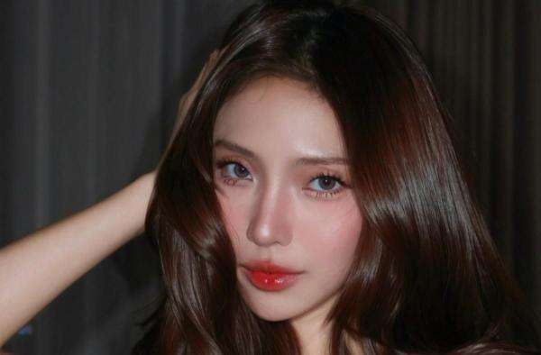 Kronologi Penangkapan Selebgram Jule terkait Kasus Narkoba, Berawal dari 2 Perempuan Ini Kronologi Penangkapan Selebgram Jule terkait Kasus Narkoba, Berawal dari 2 Perempuan Ini