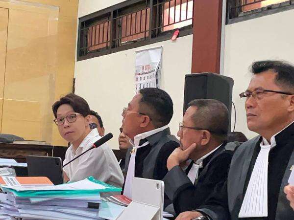 Kaget! Doktif Mendadak Minta Dokter Richard Lee Lepas Wig di Sidang Hari Ini Kaget! Doktif Mendadak Minta Dokter Richard Lee Lepas Wig di Sidang Hari Ini