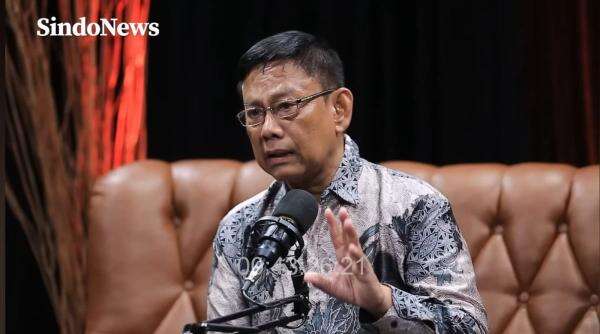 Prabowo di Persimpangan Konstitusi dan Politik Prabowo di Persimpangan Konstitusi dan Politik