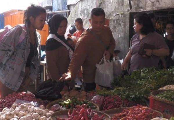Efek MBG Kembali Bergulir, Harga Sayuran dan Telur di Bandung Meroket Efek MBG Kembali Bergulir, Harga Sayuran dan Telur di Bandung Meroket