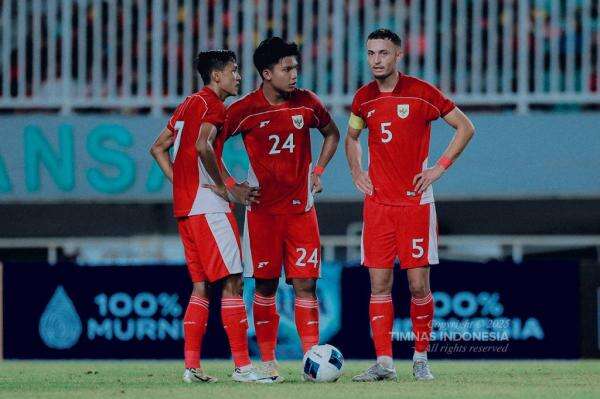 4 Efek Domino untuk Timnas Indonesia U-22 usai Kamboja Mundur, Ganggu Strategi Garuda Muda! 4 Efek Domino untuk Timnas Indonesia U-22 usai Kamboja Mundur, Ganggu Strategi Garuda Muda!