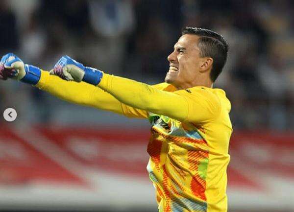 Emil Audero Bukan Pemain Pertama Indonesia yang Main di Rayo Vallecano! Emil Audero Bukan Pemain Pertama Indonesia yang Main di Rayo Vallecano!