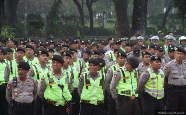 TNI-Polri Bakal Dilibatkan Awasi Wajib Pajak TNI-Polri Bakal Dilibatkan Awasi Wajib Pajak