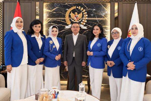 Munas X, Tatyana Sentani Sutara Ditetapkan sebagai Calon Tunggal Ketum IWAPI Munas X, Tatyana Sentani Sutara Ditetapkan sebagai Calon Tunggal Ketum IWAPI