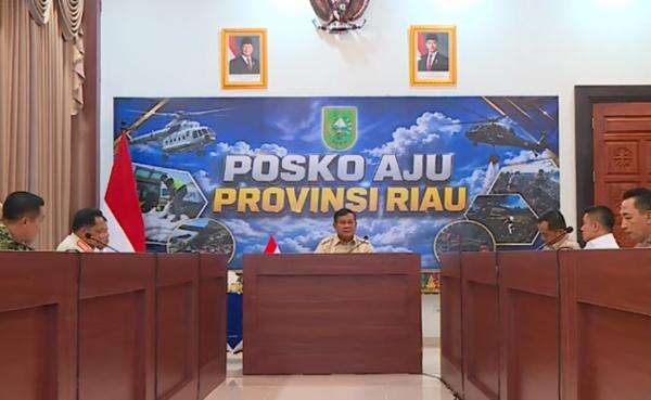 Prabowo Terima Laporan Modus Karhutla Riau, Perusahaan Pakai Petani untuk Bakar Lahan Prabowo Terima Laporan Modus Karhutla Riau, Perusahaan Pakai Petani untuk Bakar Lahan
