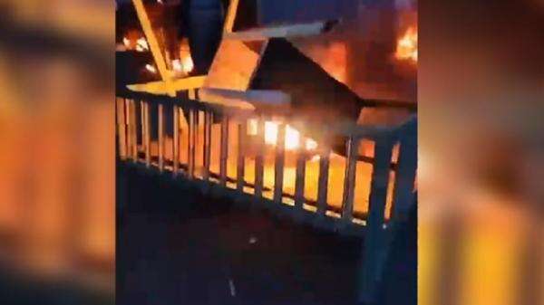 Mencekam! Bentrokan Maut Antarkeluarga Perebutan Lahan di Luwu Utara, 1 Orang Tewas Mencekam! Bentrokan Maut Antarkeluarga Perebutan Lahan di Luwu Utara, 1 Orang Tewas
