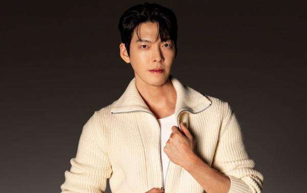 Kim Woo Bin Dipastikan Bintangi Drama Baru, Siap Sapa Penggemar Tahun Ini Kim Woo Bin Dipastikan Bintangi Drama Baru, Siap Sapa Penggemar Tahun Ini