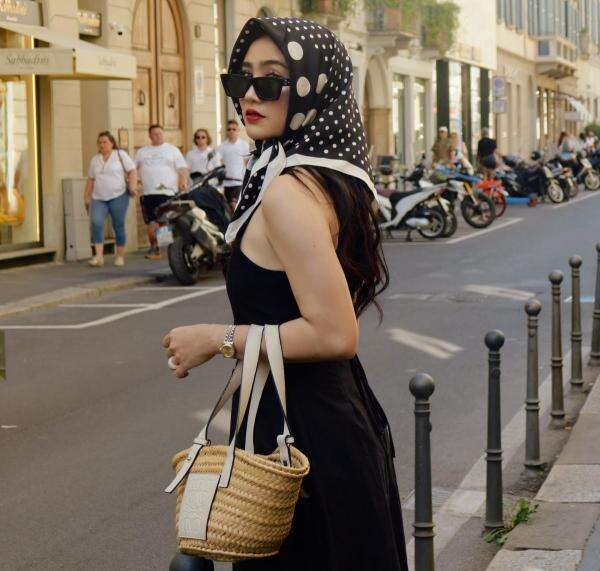 Viral! Outfit Febby Rastanty Disangka Hijab saat Liburan di Italia, Begini Klarifikasinya Viral! Outfit Febby Rastanty Disangka Hijab saat Liburan di Italia, Begini Klarifikasinya