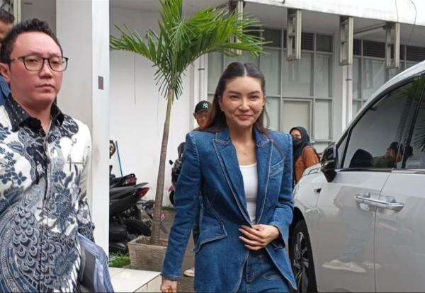Sarwendah Buat Aduan ke KPAI soal Nafkah Anak, Begini Tanggapan Ruben Onsu Sarwendah Buat Aduan ke KPAI soal Nafkah Anak, Begini Tanggapan Ruben Onsu