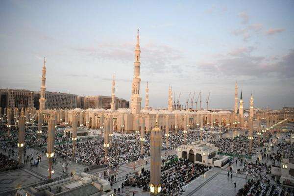 Arab Saudi Klaim Madinah Nyaris Dihantam Rudal, Houthi Sangkal Serang Kota Suci Islam Arab Saudi Klaim Madinah Nyaris Dihantam Rudal, Houthi Sangkal Serang Kota Suci Islam