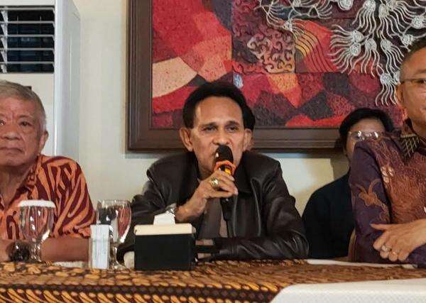 Peradi Bersatu Puji Putusan Praperadilan Roy Suryo: Bukti Jokowi Tidak Cawe-Cawe Peradi Bersatu Puji Putusan Praperadilan Roy Suryo: Bukti Jokowi Tidak Cawe-Cawe