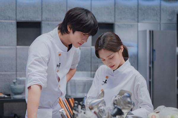 12 Drama Korea tentang Kuliner yang Bikin Lapar, Ada Kisah Romantis! 12 Drama Korea tentang Kuliner yang Bikin Lapar, Ada Kisah Romantis!