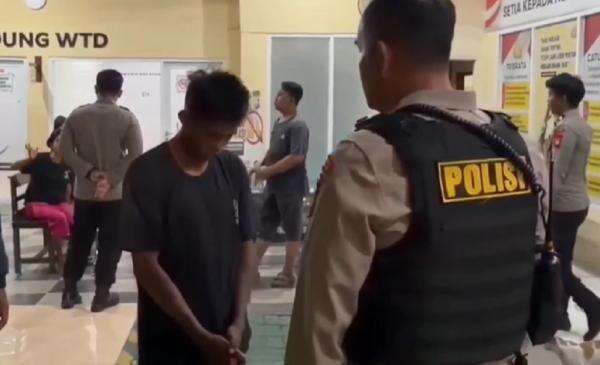 Pulang Pesta Miras, Suami di Makassar Aniaya Istri Pakai Kayu Balok Pulang Pesta Miras, Suami di Makassar Aniaya Istri Pakai Kayu Balok