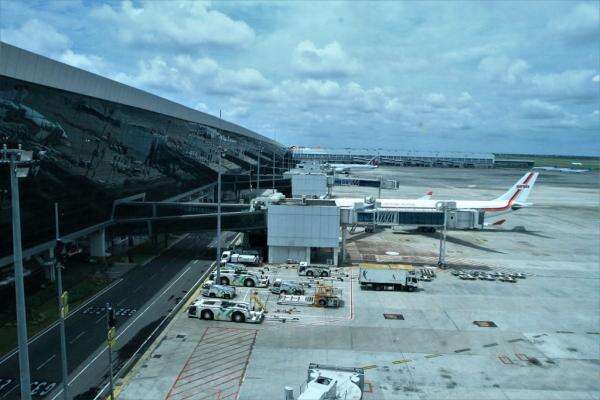 Bandara Soekarno-Hatta Ditutup hingga Pukul 17.30 WIB Imbas Erupsi Anak Krakatau Bandara Soekarno-Hatta Ditutup hingga Pukul 17.30 WIB Imbas Erupsi Anak Krakatau