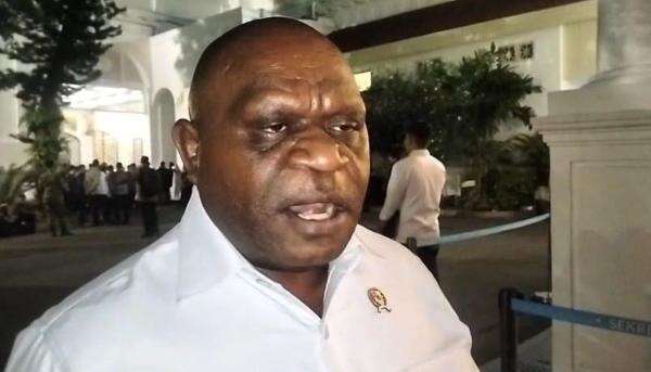 Pigai Usul Sipil Duduki Jabatan di Polri, Sahroni: Jangan yang Enggak-Enggak! Pigai Usul Sipil Duduki Jabatan di Polri, Sahroni: Jangan yang Enggak-Enggak!