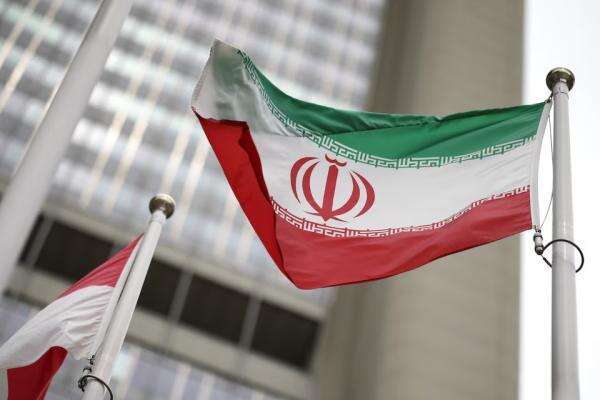 Iran Jajaki Penjualan Minyak ke Jepang di Tengah Relaksasi Sanksi AS Iran Jajaki Penjualan Minyak ke Jepang di Tengah Relaksasi Sanksi AS