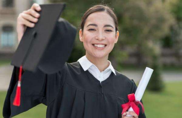 Fresh Graduate Merapat! Ada Program yang Bantu Kamu Siap Masuk Dunia Industri Fresh Graduate Merapat! Ada Program yang Bantu Kamu Siap Masuk Dunia Industri