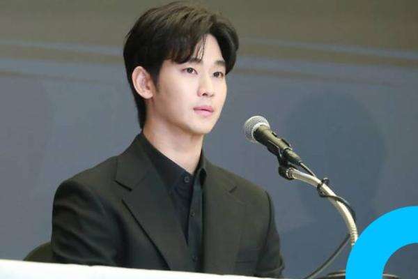 Kim Soo Hyun Mulai Comeback ke Industri Hiburan Lewat Iklan Fashion Kim Soo Hyun Mulai Comeback ke Industri Hiburan Lewat Iklan Fashion