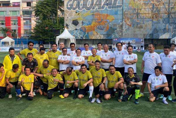 Kelakar Cak Imin: PKB Unggul dari Golkar di Mini Soccer, tapi Belum Tentu di Pemilu Kelakar Cak Imin: PKB Unggul dari Golkar di Mini Soccer, tapi Belum Tentu di Pemilu