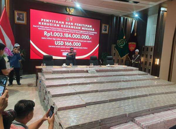 Kejagung Sita Uang Rp1 Triliun Terkait Dugaan Korupsi Kawasan Hutan di Tengah Isu Internal Kejagung Sita Uang Rp1 Triliun Terkait Dugaan Korupsi Kawasan Hutan di Tengah Isu Internal