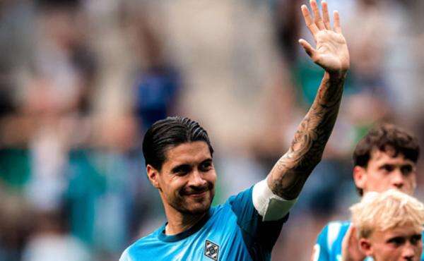 Penyebab Kevin Diks Absen saat Borussia Monchengladbach Sikat Karlsruher SC di 32 Piala Jerman 2026-2027 Penyebab Kevin Diks Absen saat Borussia Monchengladbach Sikat Karlsruher SC di 32 Piala Jerman 2026-2027