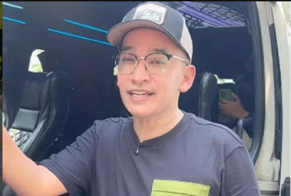 Ruben Onsu Respons Tudingan Beri Cek Kosong ke Pelapor Ruben Onsu Respons Tudingan Beri Cek Kosong ke Pelapor