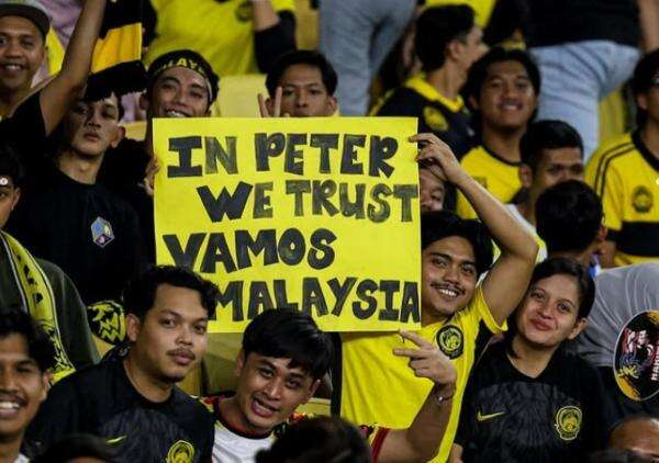 Fans Timnas Indonesia Kena Sindir Suporter Malaysia karena Terlalu Ikut Campur soal Pemain Naturalisasi Harimau Malaya Fans Timnas Indonesia Kena Sindir Suporter Malaysia karena Terlalu Ikut Campur soal Pemain Naturalisasi Harimau Malaya