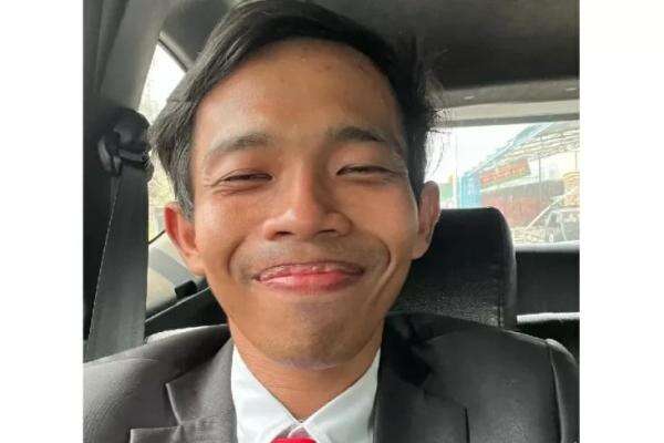 Dede Sunandar Akui Tak Ingin Cerai, Tapi Karen Hertatum Tetap Ingin Berpisah Dede Sunandar Akui Tak Ingin Cerai, Tapi Karen Hertatum Tetap Ingin Berpisah