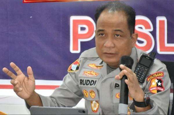 Mutasi Polri, Brigjen Ruddi Setiawan Ditunjuk Jabat Kapolda Aceh Mutasi Polri, Brigjen Ruddi Setiawan Ditunjuk Jabat Kapolda Aceh