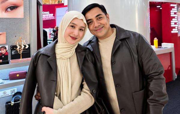 Ustadz Riza Muhammad Dituding Penyuka Sesama Jenis, Istri Geram: Fitnah Kejam! Ustadz Riza Muhammad Dituding Penyuka Sesama Jenis, Istri Geram: Fitnah Kejam!